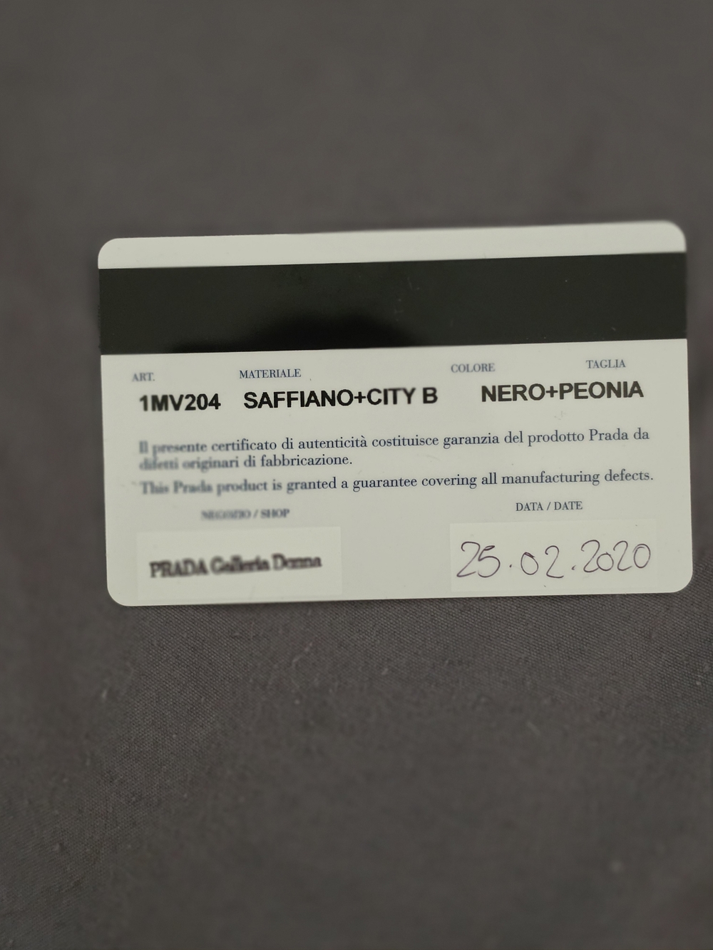 AUTHENTIC Prada Black & Pink Saffiano Leather Card Wallet with Gold-tone Logo - Picture 2 of 15